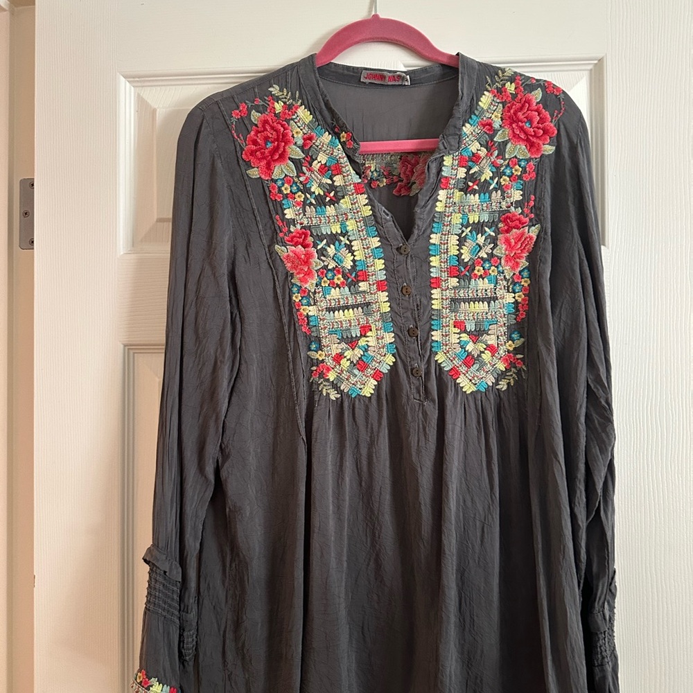 Embroidered Gray Top with Red Floral Accents